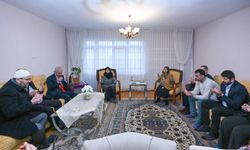 Vali Turan’dan Ovarda Ailesine Taziye Ziyareti