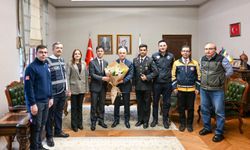 Vali Turan, 112 Acil Çağrı Merkezi Personeliyle Görüştü