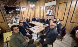 Vali Turan Teravih Sonrası Vatandaşlarla Buluştu