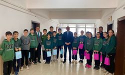 Korfbol Şampiyonları Kaymakam Özderin ile Görüştü