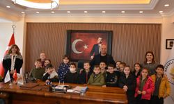 Minik Öğrencilerden Başkan Ufuk İn’e Ziyaret