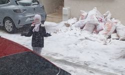 Kar Tatilini Fırsata Çeviren Çocuklar Sokaklara Çıktı