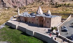 Antidepresanlar yokken ecdat, ruh hastalıklarını sesle tedavi ediyordu