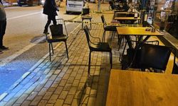 Kafede birlikte oturduğu genci, silahla vurarak kayıplara karıştı
