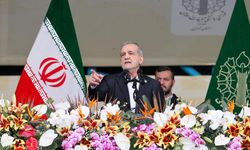 Pezeşkiyan: "İran, Batı'nın aşırı talepleri karşısında boyun eğmeyecek"