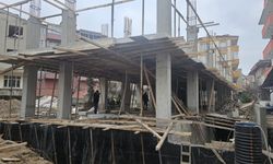 İnşaattan düşen işçi yaralandı