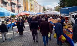 Kırklareli’nde Cumartesi Pazarı Yoğunluğu Yaşandı