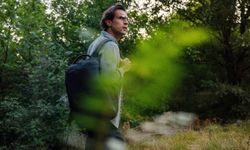 Burak Alp Yenilmez Gramafon ile İngiltere Yolcusu