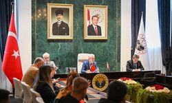 Vali Turan Vatandaşları Makamında Kabul Ediyor