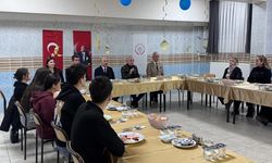 Vali Turan Öğrencilerle Sahurda Buluştu