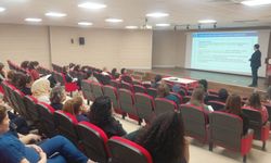 Hastanede Sağlık Personeline Eğitim Verildi