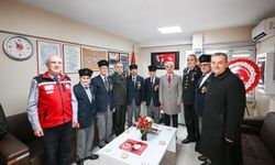 Vali Turan Gazilerle Bayramlaştı