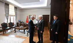 Valilikte Bayramlaşma Programı Düzenlendi