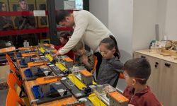 Kütüphanede Çocuklara Özel Ahşap Atölyesi