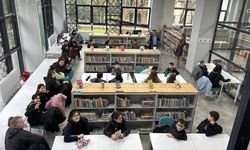 TEK Ortaokulu Öğrencilerinden Kütüphaneye Ziyaret