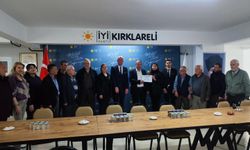 İYİ Parti’de Mazbata Teslimi