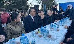 Bakan Kacır, Kocaeli'de üniversite öğrencileriyle iftarda buluştu