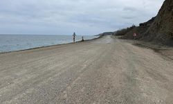 Heyelan sonrası kapanan yol yeniden ulaşıma açıldı