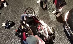 Otomobille çarpışan motosikletli kurye yaralandı