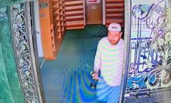 Oltalı hırsız camiden mikrofon çaldı