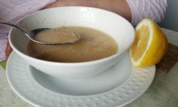 Tavuk Suyu Çorba Sofraların Vazgeçilmezi