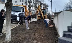 Büyükkarıştıran Yenileniyor