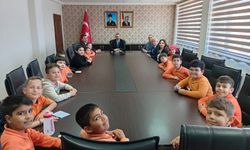 Minik Öğrencilerden Kaymakam Özderin’e Ziyaret