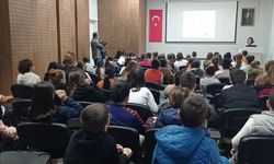 İstiklal İlkokulu Öğrencilerinden Kütüphaneye Ziyaret