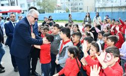 Başkan Gerenli Romanlar Günü’nde Çocuklarla Buluştu