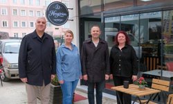 Başkan Bulut’tan Yeni Açılan Kafeye Ziyaret
