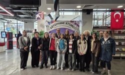 Dereceye Giren Öğrenciler Kütüphaneyi Gezdi