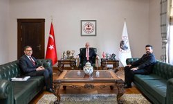 Vali Turan Kültür Sanat Temsilcilerini Ağırladı