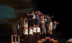 “Savaş” Oyunu Lüleburgaz’da Sahnelendi