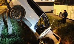 Lüleburgaz'da otomobil AVM otoparkına uçtu