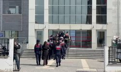 Karadeniz'de ele geçirilen 200 kilogram uyuşturucuyla ilgili 5 zanlı tutuklandı