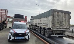 Jandarmadan tonaj uygulaması: 2 araca 120 bin lira ceza kesildi
