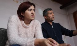 Elazığ'da genç kadın, Türkiye'de yetişkin düzeyinde kayıtlara geçen tek hastalıkla mücadele ediyor