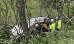 Tekirdağ'da şarampole uçan otomobilin sürücüsü hayatını kaybetti