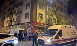 Trafikte garip olay: Taksiciye kızan yaya çılgına döndü