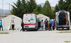 Tatbikat için canlı canlı tabuta girdi