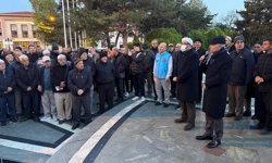 Hacı Adayları Dualarla Uğurlandı