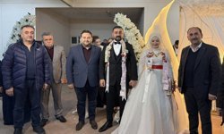 Başkan Gün Genç Çiftin Mutluluğuna Ortak Oldu