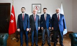 Vali Turan PTT Bölge Yöneticilerini Ağırladı