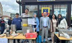 Başkan Erdem Kermeste Öğrencilerle Buluştu
