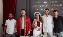 Başkan Yayla Nehir ve Emircan’ın Nikahını Kıydı