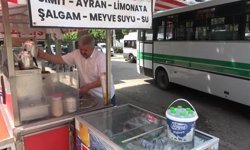 1 Mayıs'ta çalışan seyyar satıcı: "İşçi bayramında en çok işçiler çalışıyor"