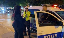 ATM'de unutulan parayı görüp polise teslim etti