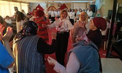 Huzurevi sakinlerini duygulandıran konser