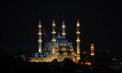 Selimiye'de hilalli sabah, objektiflere yansıdı