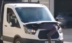 Kamyonetin motorunda giden tamirci konuştu: "Müşteriyi 40 bin liradan kurtardık"